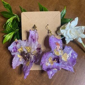 Handmade orchid Purple and Gold Earrings